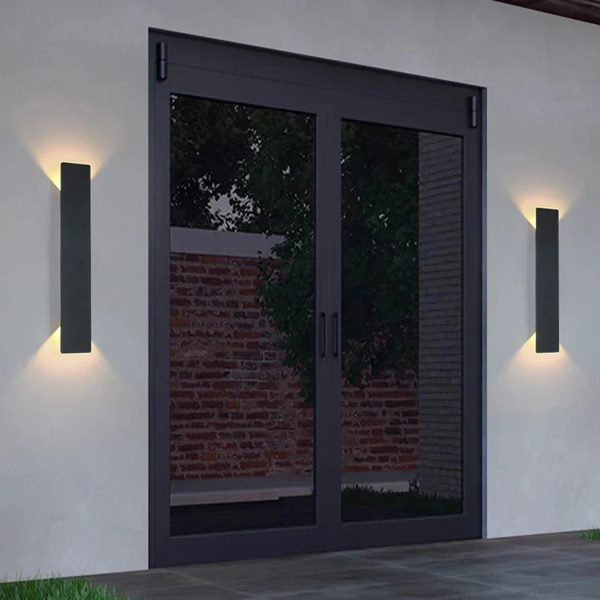 Luvikno | Værbestandig LED Utendørs Vegglykt | IP65 Vurdert, Energisparende & Moderne Design for Hage- og Terrassebruk