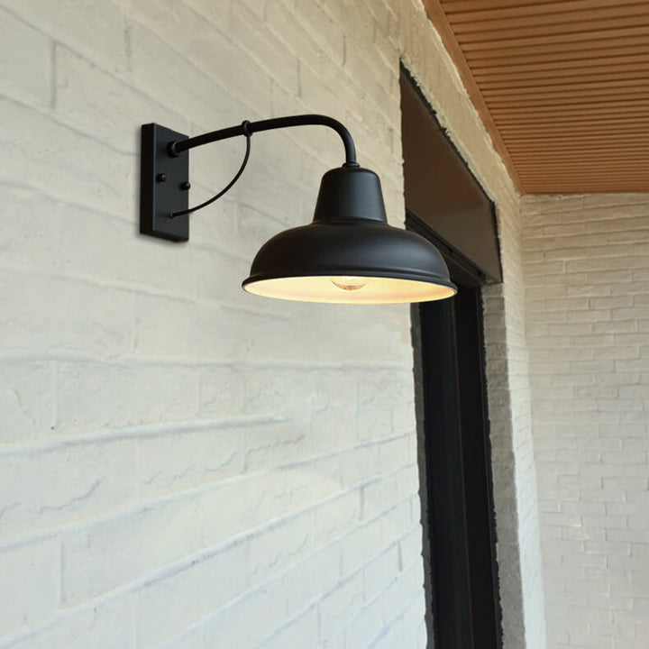 Vintage Iron Barn Vanntett Utendørs 1-Lyskilde Vegglampe | Luvikno