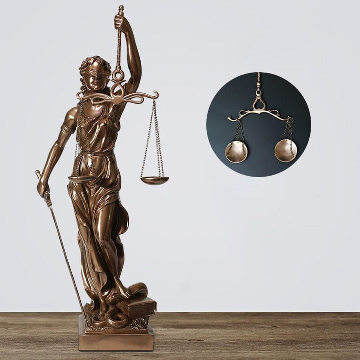 Luvikno | Dekorativ statue av Rettferdighetens Gudinne