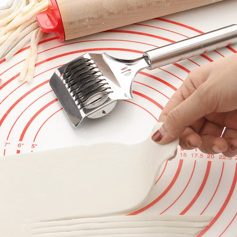Noodle Spaghetti Cutter Roller | Luvikno
