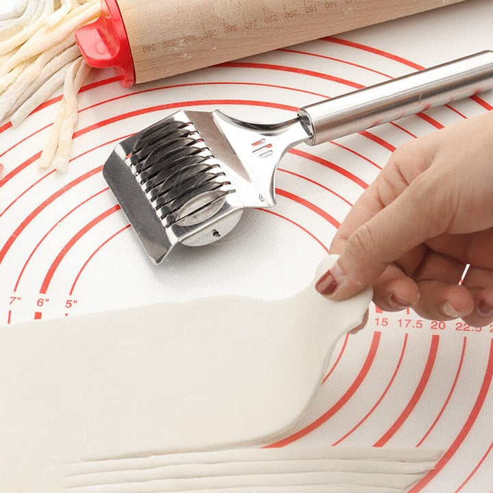 Noodle Spaghetti Cutter Roller | Luvikno