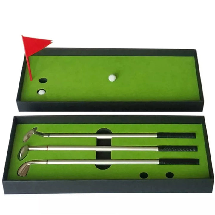 Golfgave med putting green Luvikno