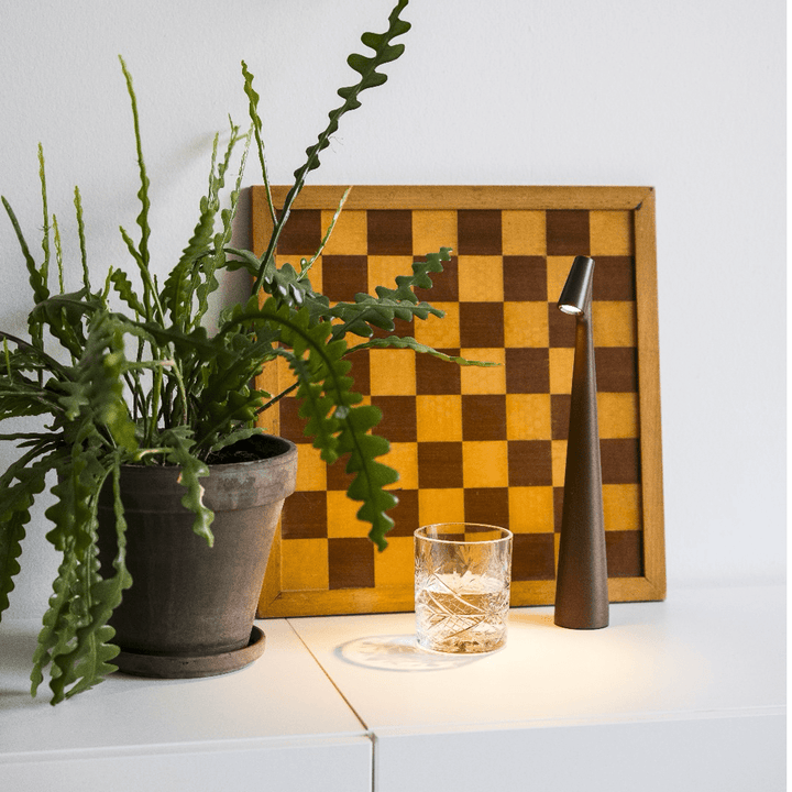 Oppladbar LED Bordlampe | Luvikno