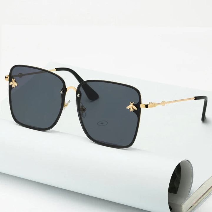 Charlotte Solbriller | Oversized & Rimless | Luvikno