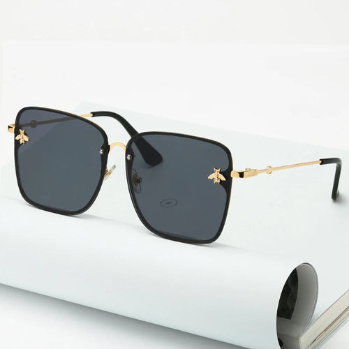 Charlotte Solbriller | Oversized & Rimless | Luvikno