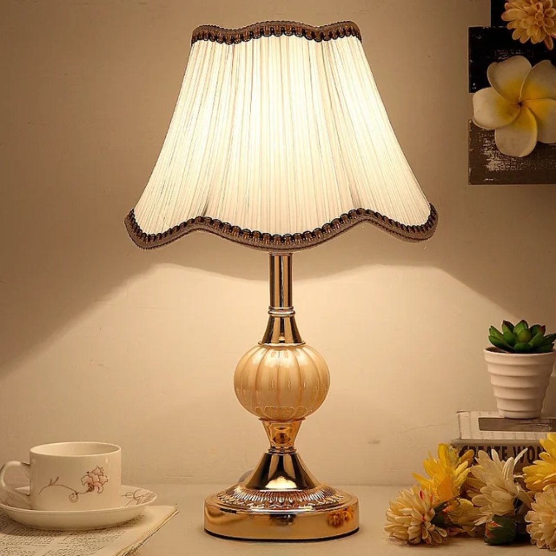 Luvikno | Quixy – Vintage Skandinavisk Bordlampe for Soverom eller Stue