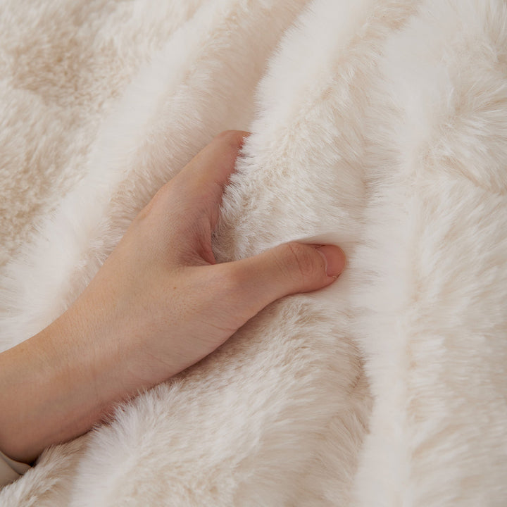 Luksus Ripple Faux Fur Sofa Deksel - Moderne, Stilig & Holdbar Sofa Beskyttelse | Luvikno