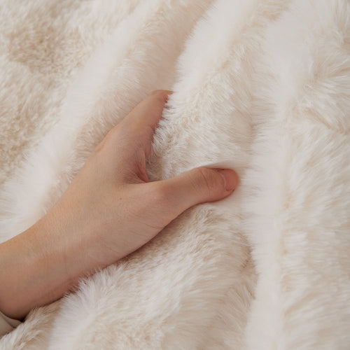 Luksus Ripple Faux Fur Sofa Deksel - Moderne, Stilig & Holdbar Sofa Beskyttelse | Luvikno