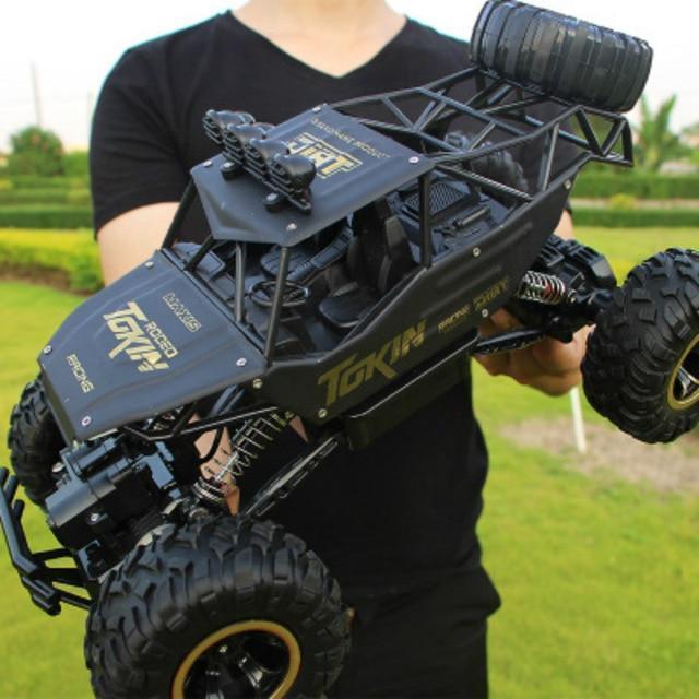 BeastRider Truck - Kraftig RC Monster Truck for Alle Terreng Luvikno