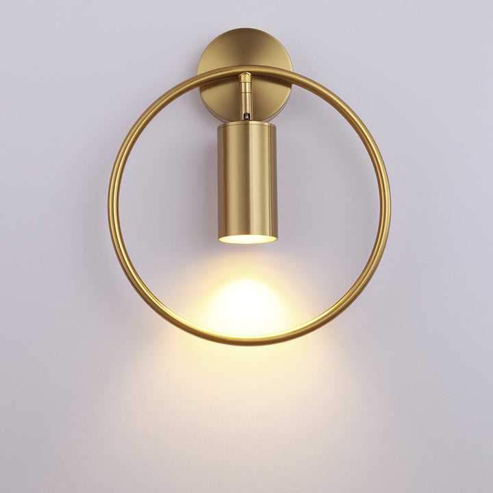 FlammeLuxe – Elegant Gull Vegglampe for Ambient Belysning Luvikno