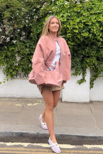 Luvik | Kaulushuopahöyhty Minimalistinen Takki