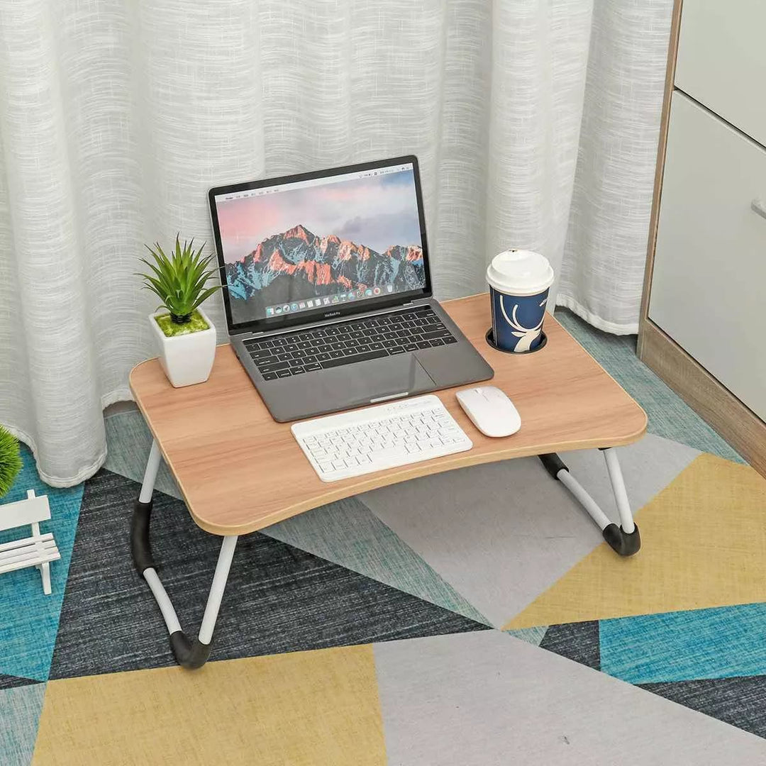 Trekantet sammenleggbart laptoptabell Luvikno