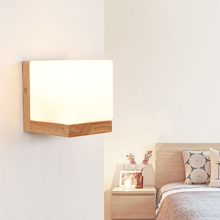 Luvikno | EcoChic Cube Vegglampe – Bærekraftig & Moderne Design