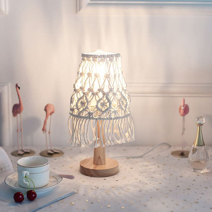 FeatherGlow Bordlampe – Luksus Bordlampe med Forenklet Design Luvikno
