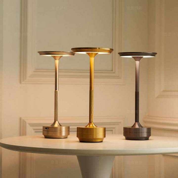 Aluminium oppladbar berøringsdimmer bordlampe | Luvikno