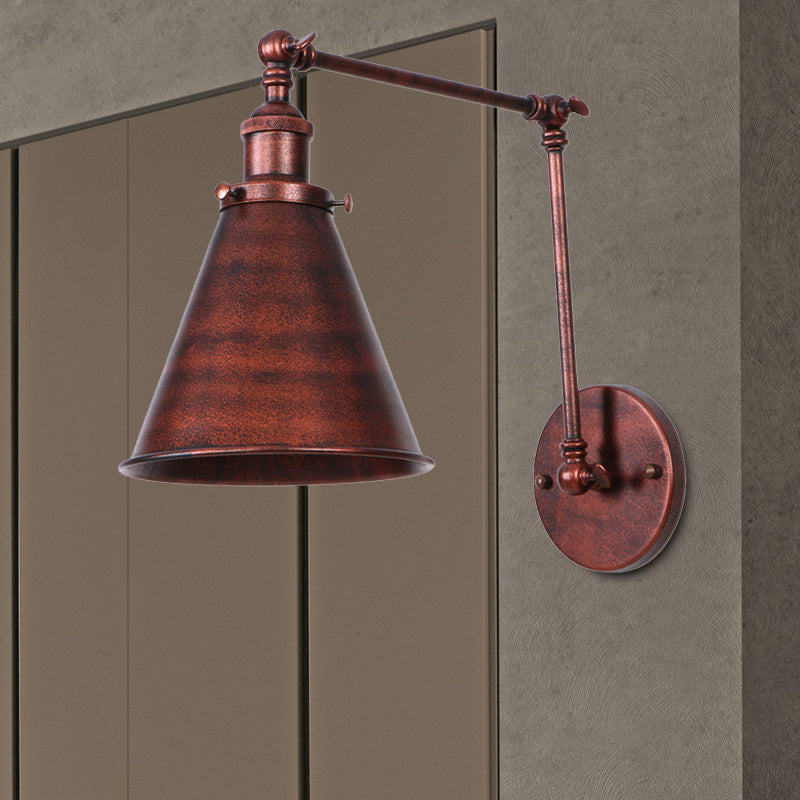 IndustrialFarm – Vegglampe i Svart/Rust med Rustikk Stil Luvikno