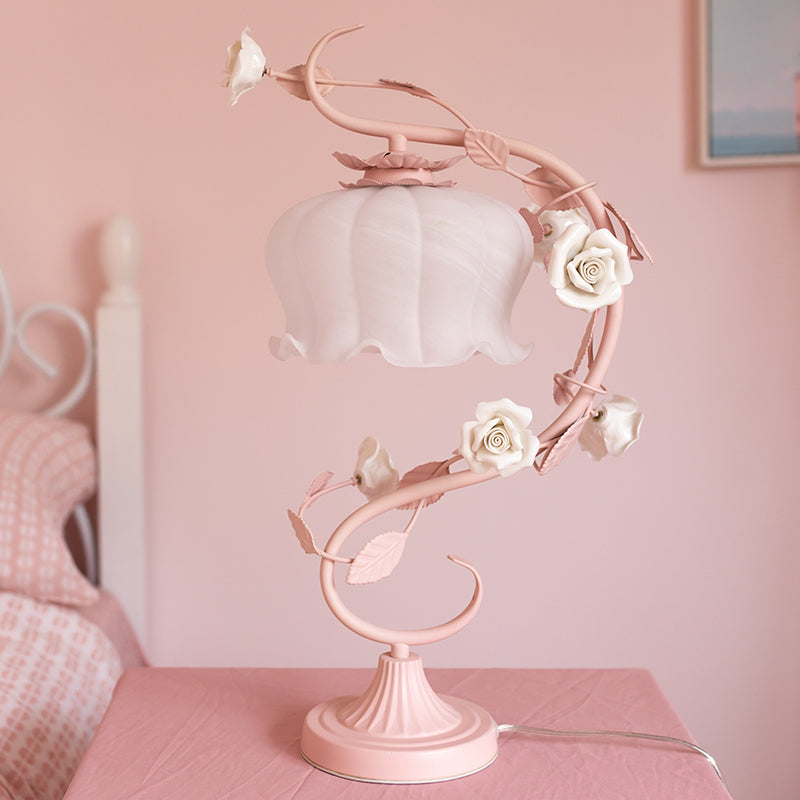 Rose Bordlampe Glass Luviknoomst Design Nattbord Lys | Luvikno