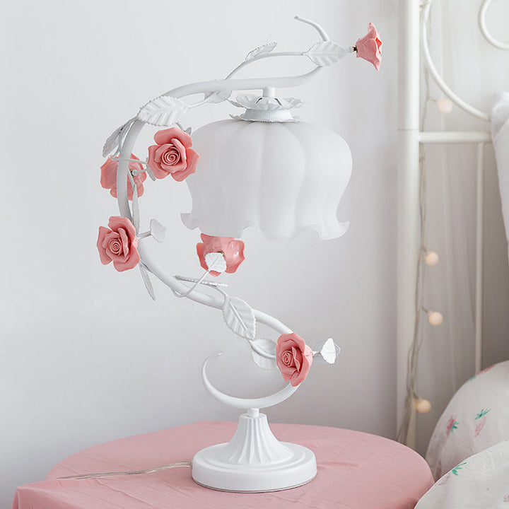 Rose Bordlampe Glass Luviknoomst Design Nattbord Lys | Luvikno