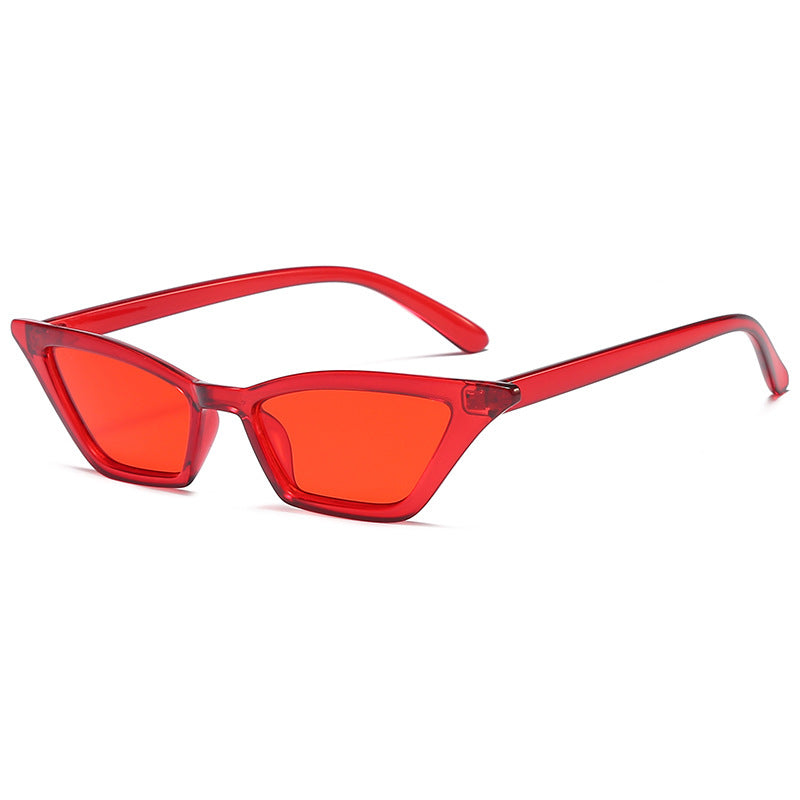 Dame geometrisk solbrille i trendy skjolddesign Luvikno