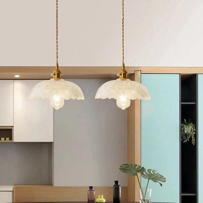 OpulentGlow Pendel – Elegant Glass Henge Lamp Luvikno