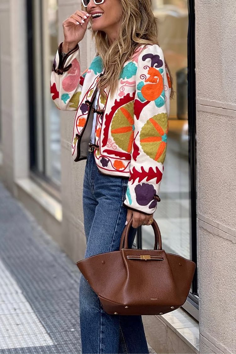 Luvik | brodeerattu takki