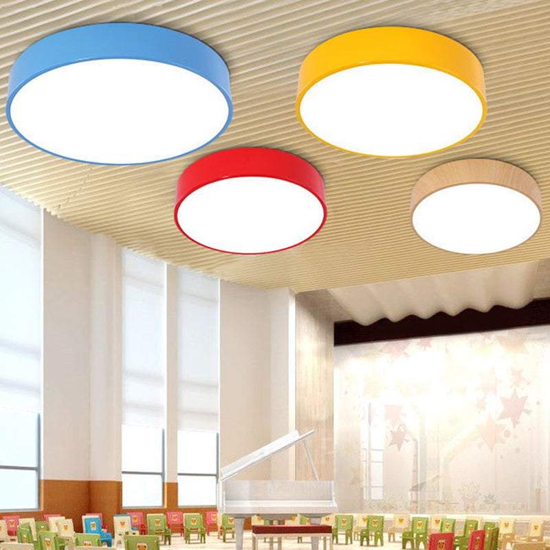 Barnrom LED Taklampe - Fargerik Design med Dimmbar Belysning og Fjernkontroll | Luvikno