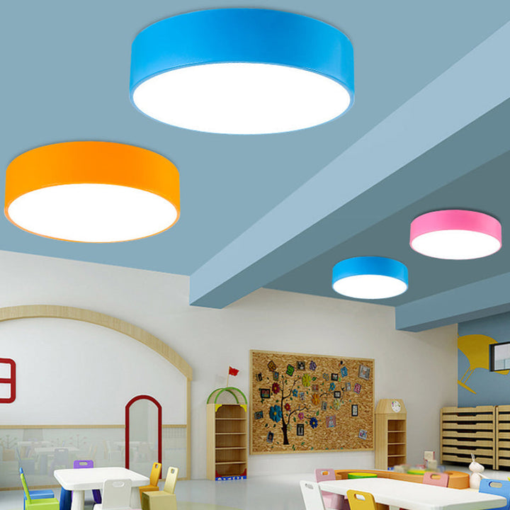 Barnrom LED Taklampe - Fargerik Design med Dimmbar Belysning og Fjernkontroll | Luvikno
