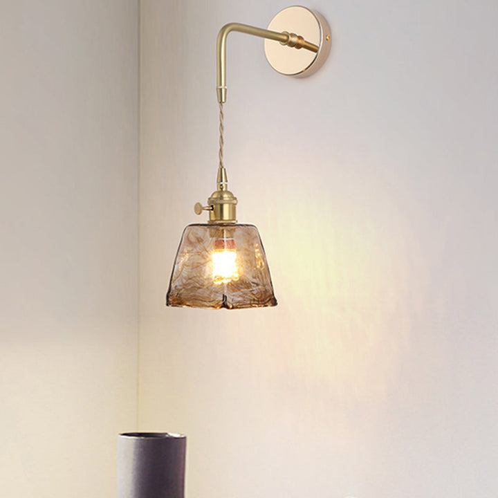 Skjermet Glass Vegglampe Vintage Enkelt Lyspære Sengemontasje Lampe i Gull | Luvikno