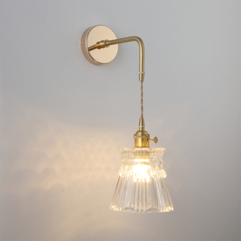 Skjermet Glass Vegglampe Vintage Enkelt Lyspære Sengemontasje Lampe i Gull | Luvikno