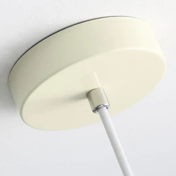 Luvikno | FlowerGlow Pendant - Elegant kremfarget pendant for varme atmosfæriske interiører
