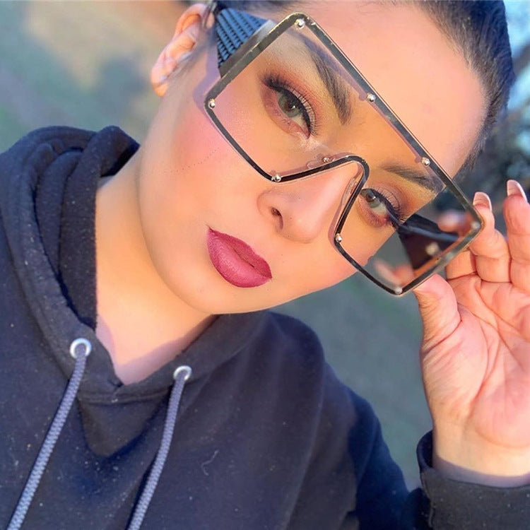 Dame geometrisk oversized solbrille med gradientlinser Luvikno