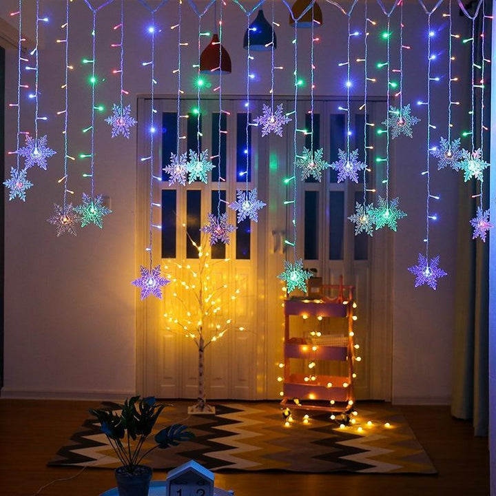 Luvikno | LED Lyskjede Gardin med Snøfnugg | IP43 Vanntett | 4.8W (220V) | 4m / 5m