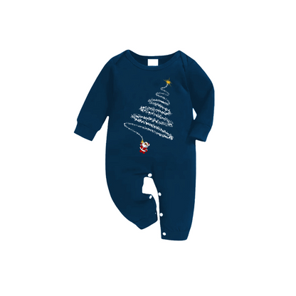 Luvik | Lapsenomaisessa joulupukki ja joulukuusi -kuvio sininen pitkähihaine paita sinivihreissä ruudullisissa perhepaidoissa ja yöpaita