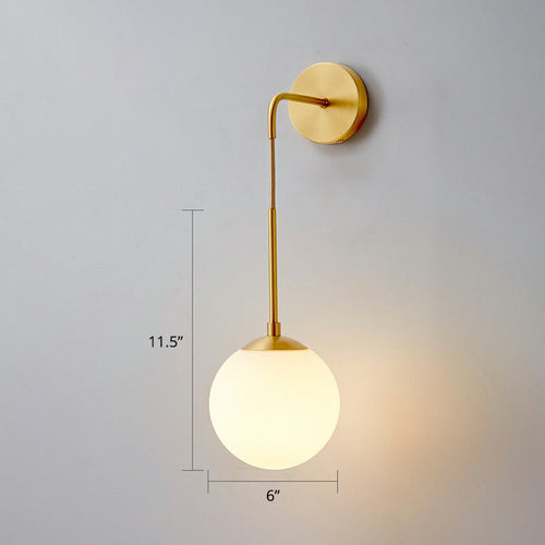 Global Wall Light Fixture Simplicity Hvit Glass 1 Pære Soverom Vegglampe i Messing | Luvikno