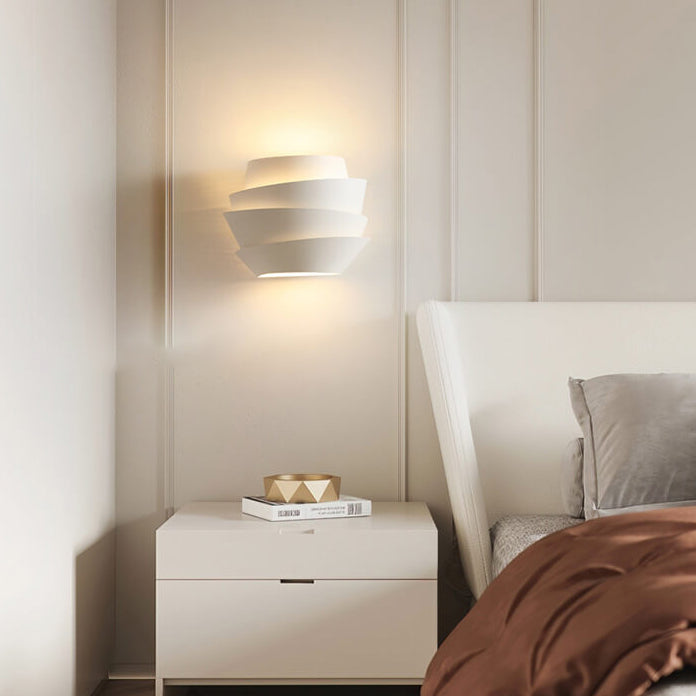 Luvikno | ShineLux - Moderne Vegglampe med Dobbel Lyspunkt Laget av Jern