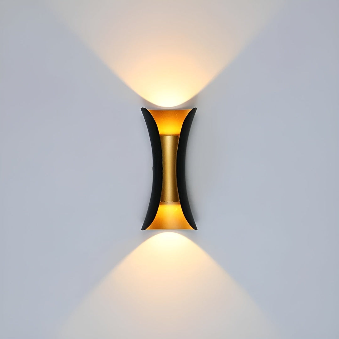 Luvikno | Luxuria Utendørs Vegglampe - UrbanGlow LED Belysning