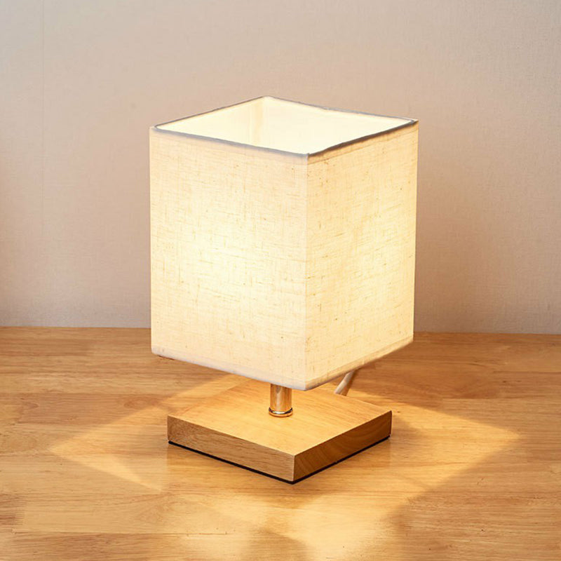 Stilig Minimalistisk Bordlampe - LinenWood | Luvikno