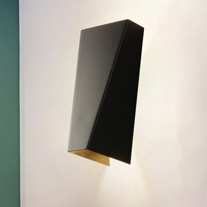 Minimalistisk Stil Trapezoid Veggvasker Lys Aluminium Varm/Hvit Belysning LED Sengelampe i Svart/Hvit | Luvikno