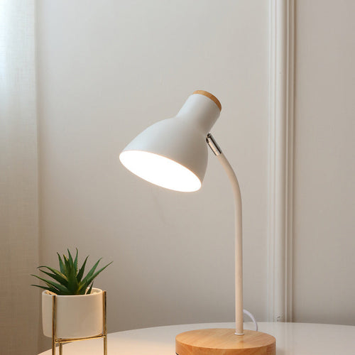 Gledelig makaron bordlampe for barnerom – LED nattbordlampe med lekent design og holdbare materialer | Luvikno