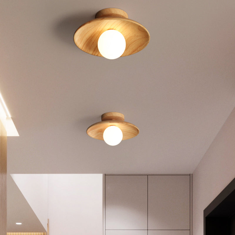 Luvikno | TimberGlow Taklampe – Tre Moderne Hallbelysning