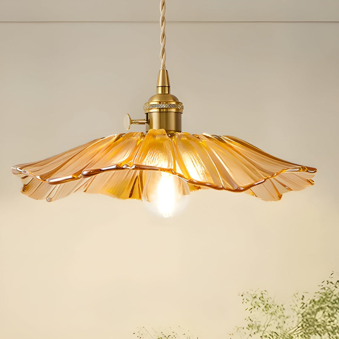 Taklampe med Luviknoomstermotiv – Varmt lys og stiligt design | For hjemmet | Luvikno