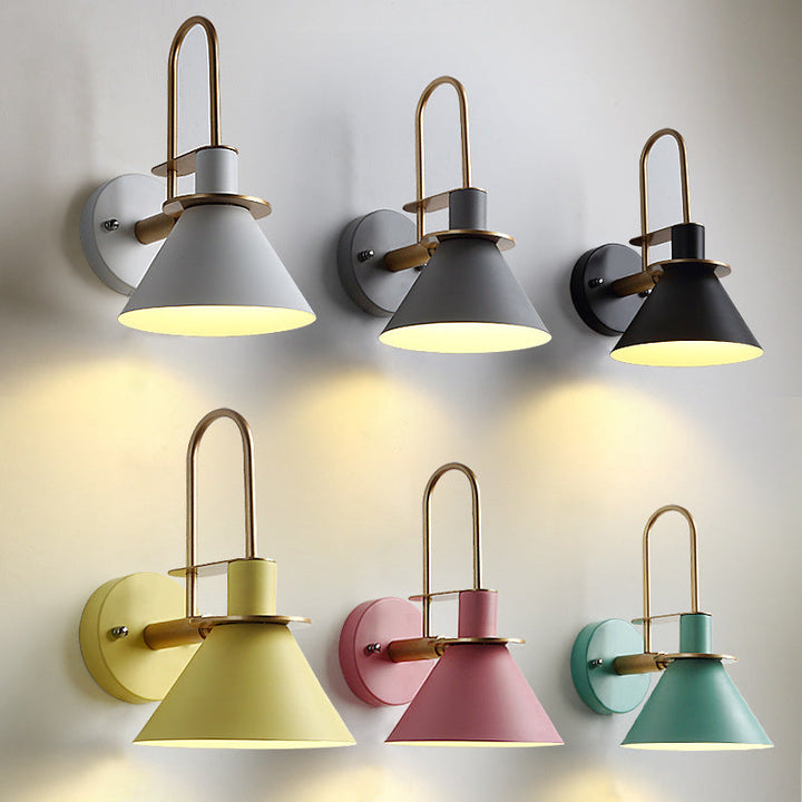 Macaroon Stil Veggmontert Lysarmatur Metall Fargerik Vegglampe for Hotell Soverom | Luvikno
