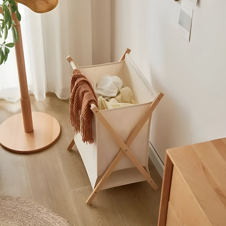 Brettbar kleskurv laget av tre – Robust tresdesign | Dekorativ og funksjonell | Luvikno