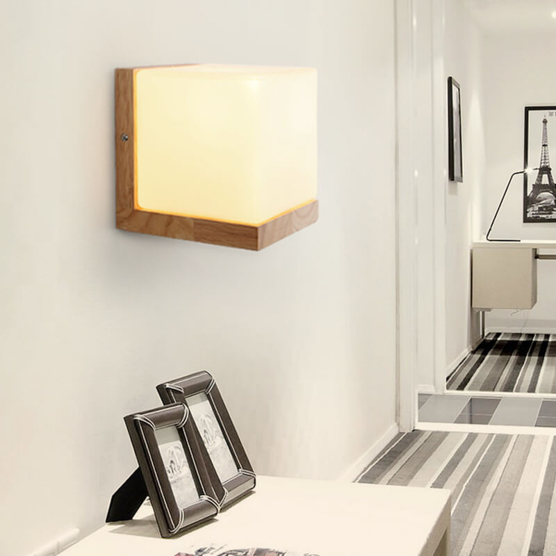 Luvikno | EcoChic Cube Vegglampe – Bærekraftig & Moderne Design