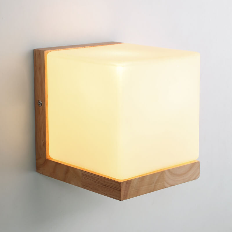 Luvikno | EcoChic Cube Vegglampe – Bærekraftig & Moderne Design