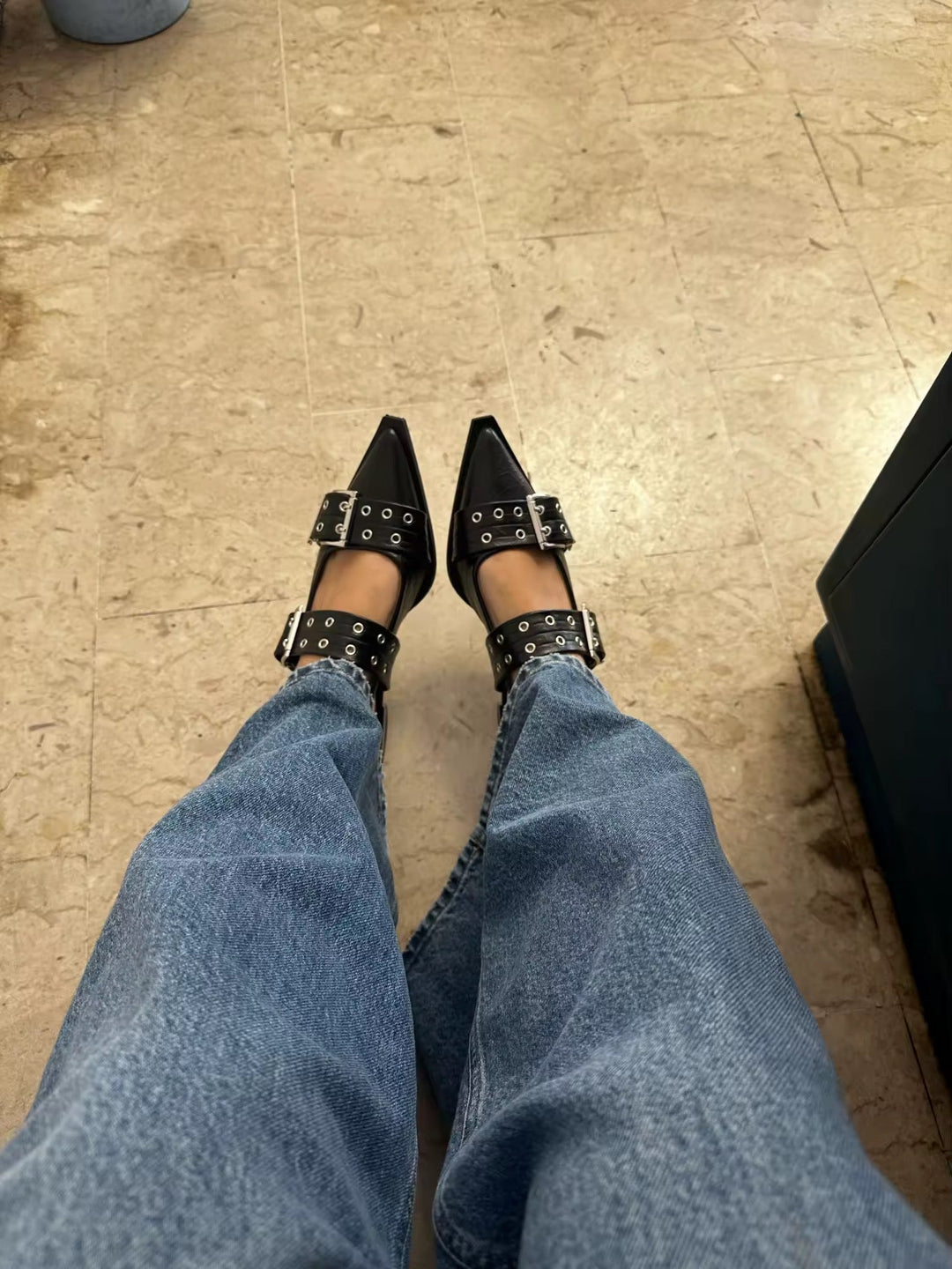 Luvik | Tyylikkäät Slingback Tasapohjaiset Kengät