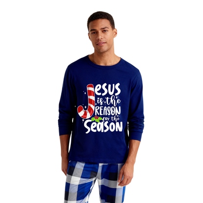 Luvik | Joulun Jeesus Valkoiset Kirjaimet Printti Kontrastti Sininen Pitkähihaista Paitaa Siniset ja Valkoiset Ruudulliset Housut Perheelle Sopivat Pyjamat