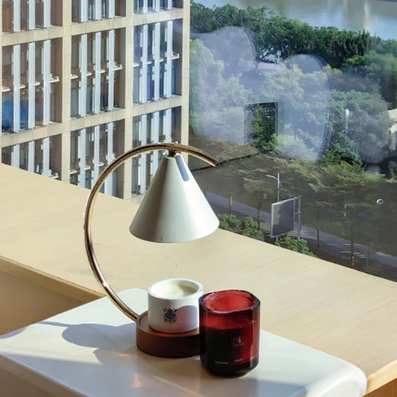 Moon Arc Wax Lamp | Luvikno