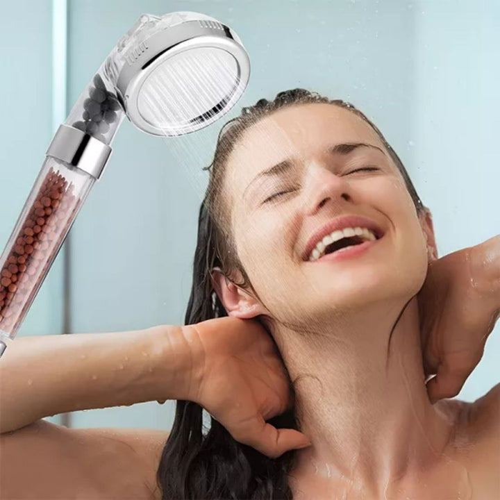 AquaBoost | Høytrykk Håndholdt Dusjhode – Trykkøkende Spray – Lavtrykk Luvikno