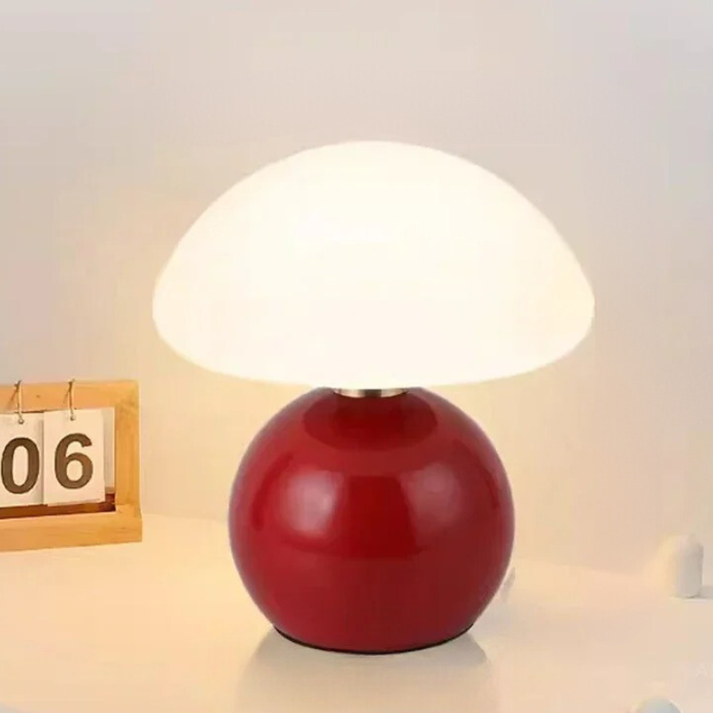 Luvikno | Elegant Krem Bordlampe – Atmosfærisk Belysning for Hjemmet
